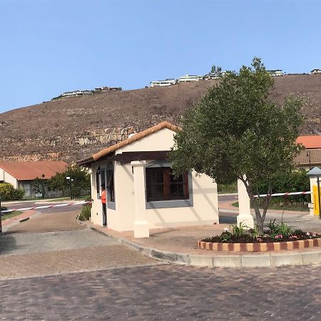 Apartamento Whale Rock Gardens Plettenberg Bay Exterior foto